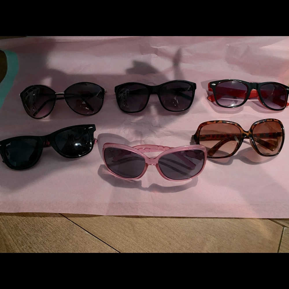Sunglasses 🕶 7 pairs